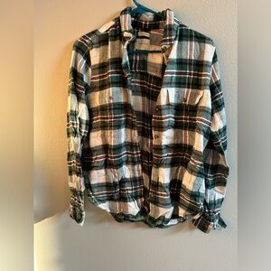 American Eagle Button Up